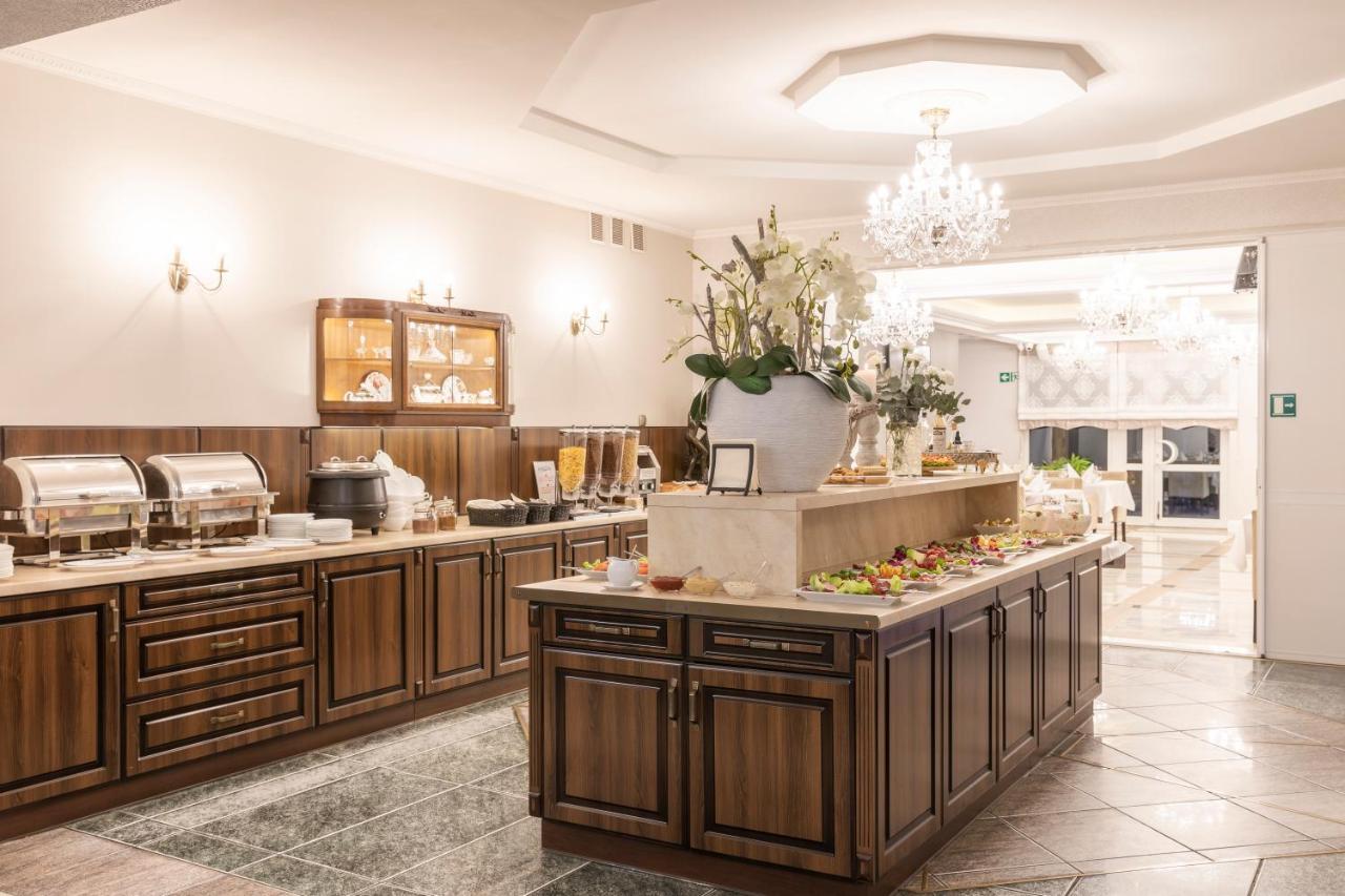 Bursztyn - Bernstein Spa & Wellness Dąbki Esterno foto