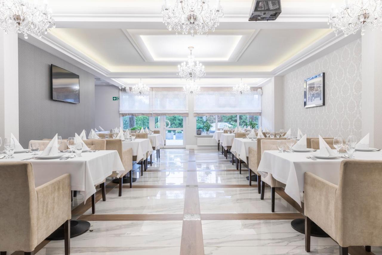 Bursztyn - Bernstein Spa & Wellness Dąbki Esterno foto